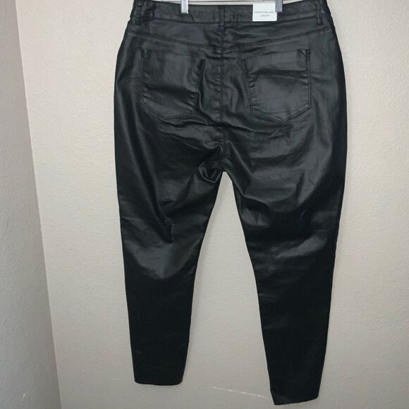 Gibson Latimer Coated Denim Slit Ankle Skinny Leg size 18 NWT - Picture 6 of 6